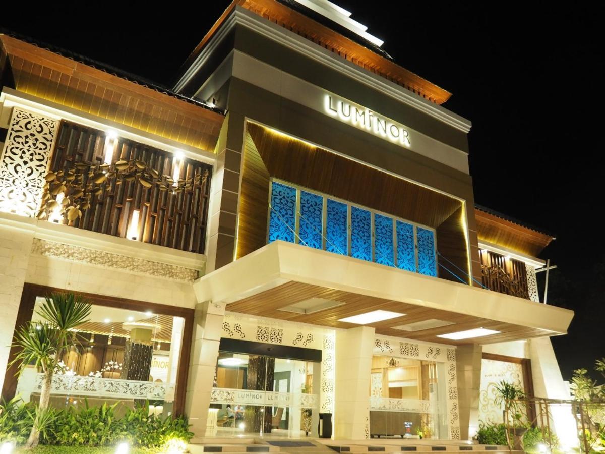 Luminor Hotel Banyuwangi By Wh Exterior photo